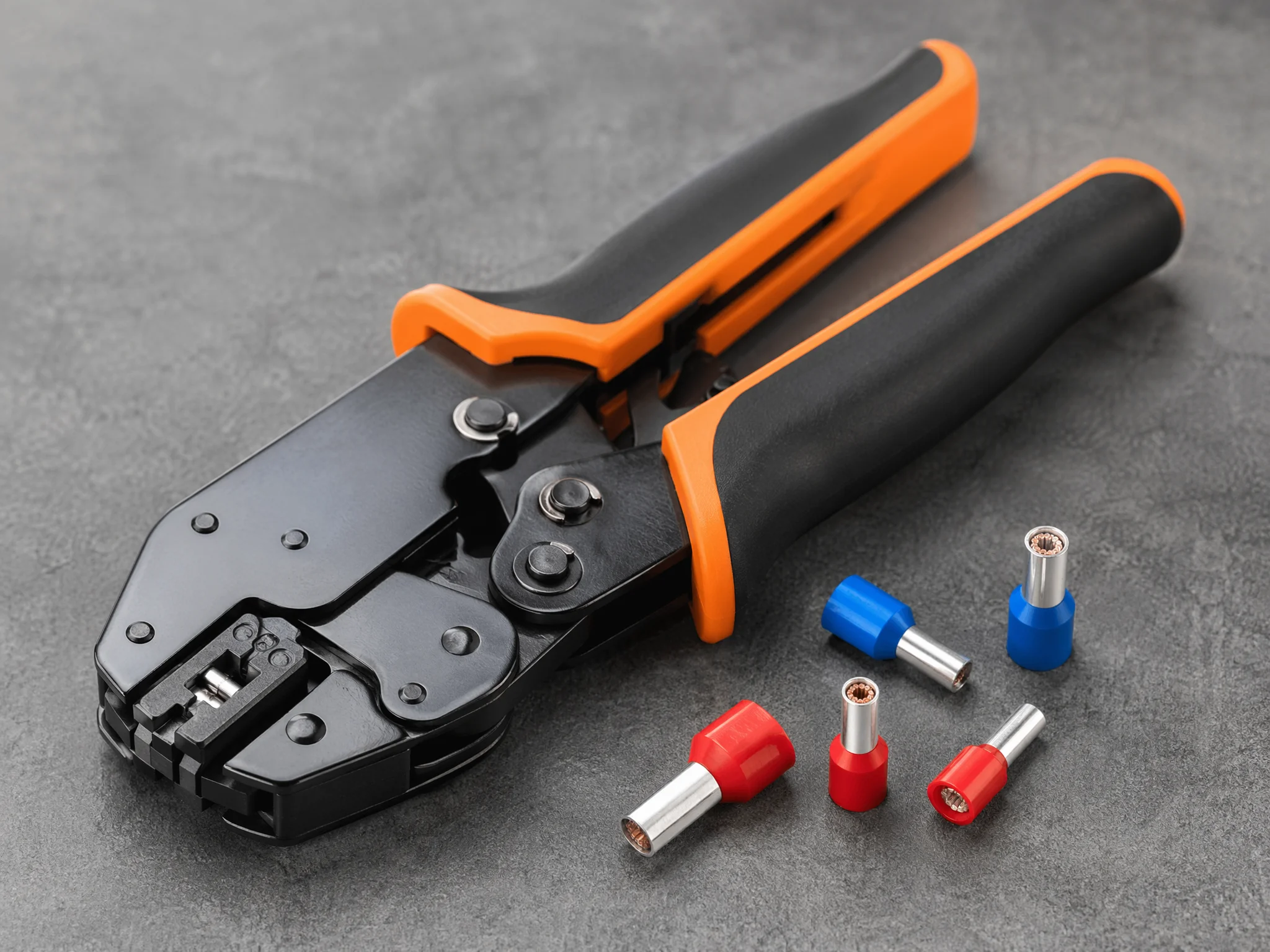 Termnex ferrule crimping kit with ratchet crimper and assorted wire ferrules